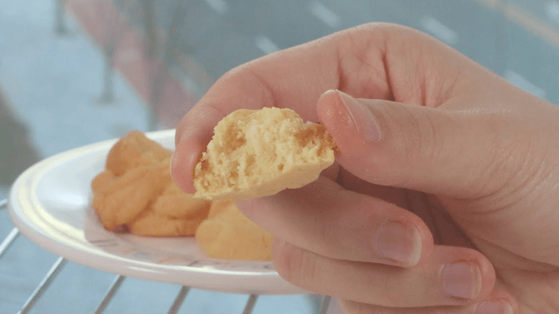 에어프라이어로 홍콩 제니쿠키st 쿠키만들기(계란x,숟가락계량) Thumbnail