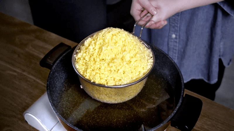 마늘 1000g으로 탕수육 튀기기 Thumbnail