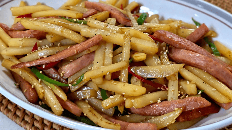 부서지지않는 스팸감자채볶음! 실패없는 밥도둑 레시피 Thumbnail