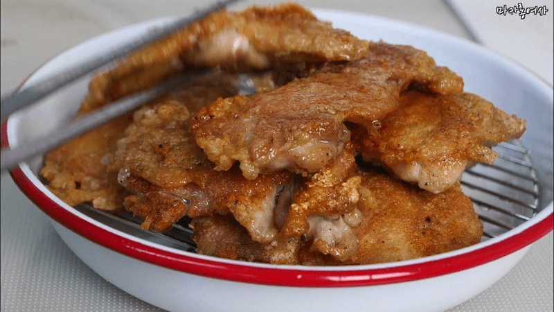 기름 3T로 엄청 바삭한 유린기 Thumbnail