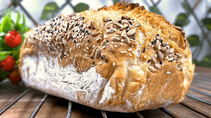 반죽 없이, 설거지 없이! 가장 쉬운 4가지 재료 빵 Thumbnail