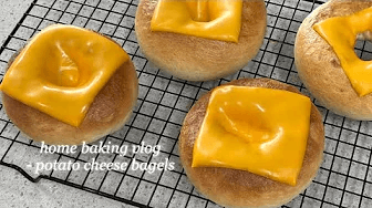 담백짭짤 감자치즈베이글 만들기🥔🧀 | 런던베이글 먹고 싶어서 직접 만든! | 감자 치즈 베이글 | 홈 베이킹 vlog Thumbnail