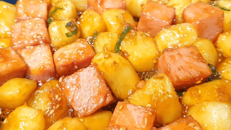 부서지지 않는 감자조림 Thumbnail