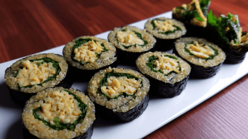 김밥을 7분만에 불 없이 만들어 보세요. 집에 불 없어도 되는 초간단 레시피 !! Thumbnail