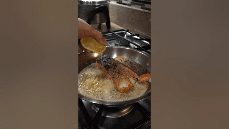 마늘 버터 연어 Thumbnail