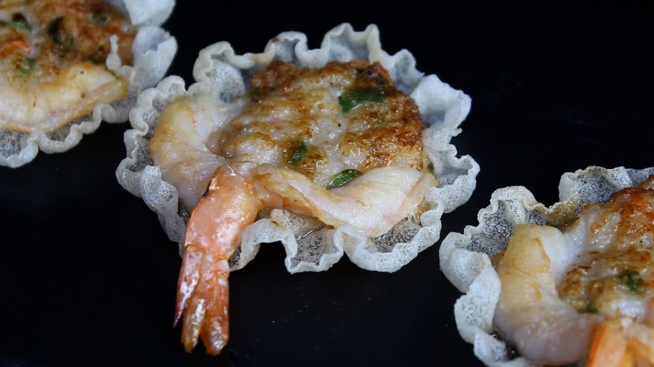 손님 초대할 때 내놓기 좋은 라이스 페이퍼 새우전 Thumbnail