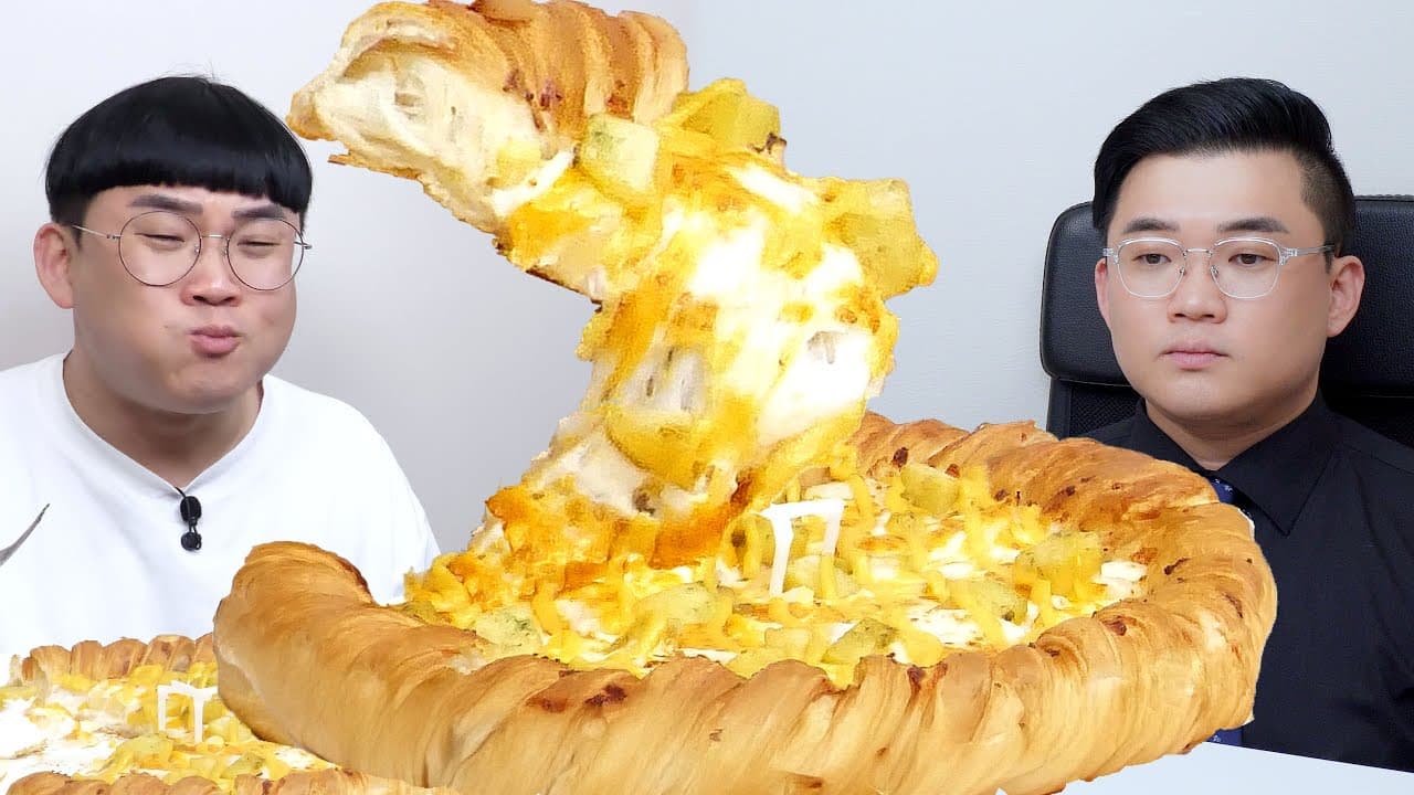 크로와상 멜로우 콘크림 피자 Thumbnail