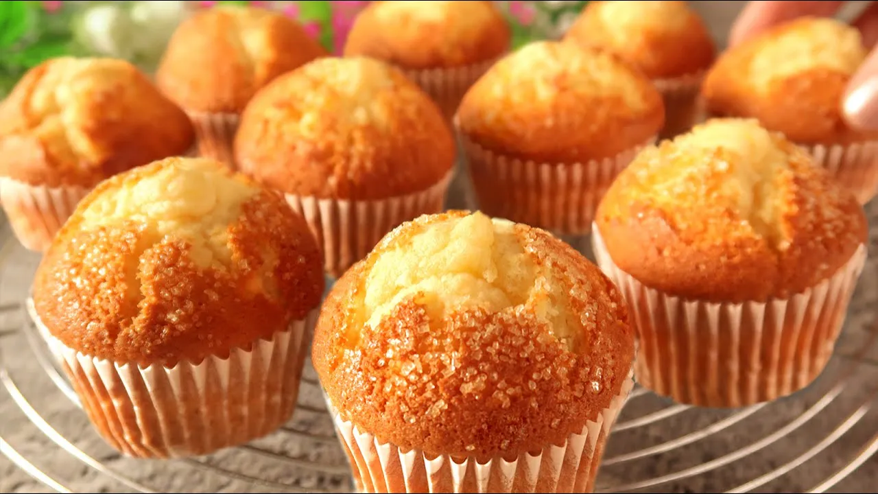 최고의 머핀 레시피 2가지! 모든 재료를 섞어 오븐에 넣기만 하면 완성! Thumbnail