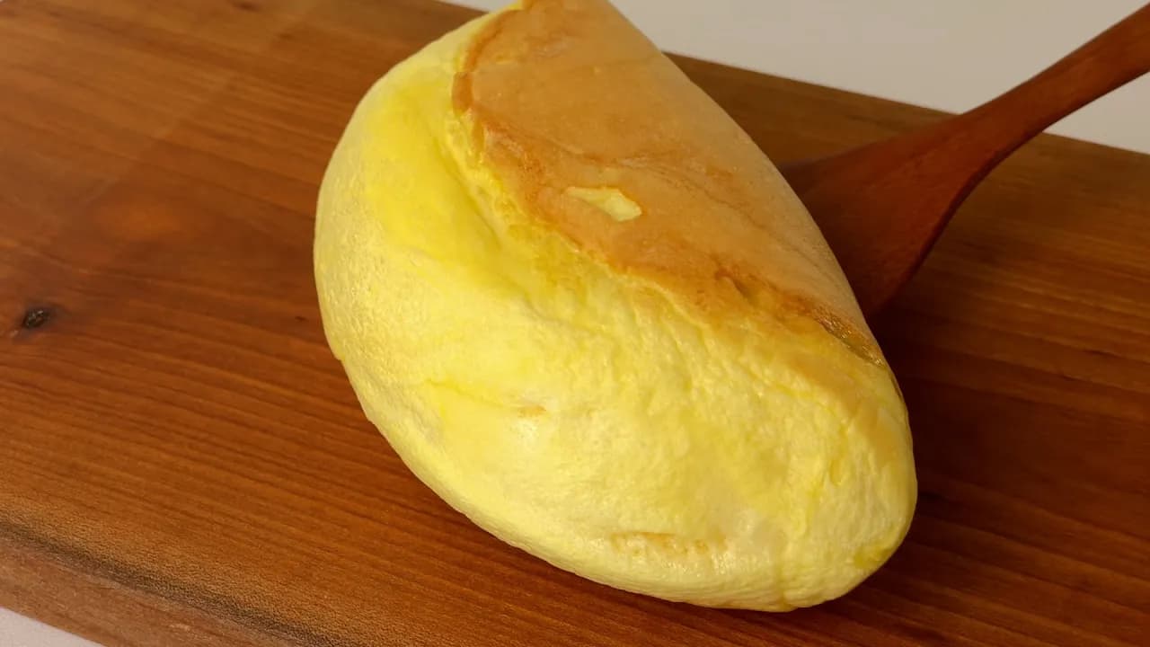 계란 2개로 만드는 수플레 오믈렛, 입안 가득 사르륵 녹는 계란요리 Thumbnail