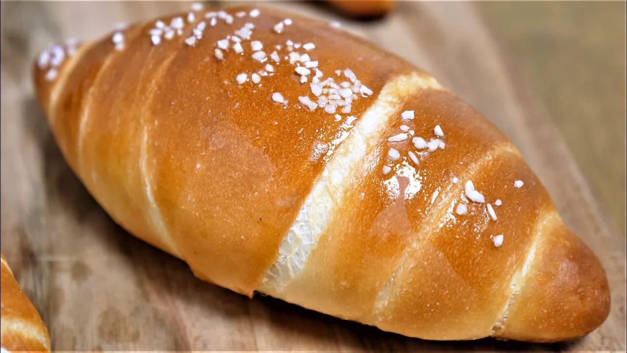 No Knead Salted Butter Roll Bread Thumbnail