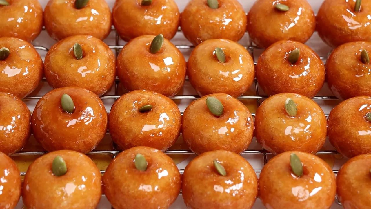 How to Make Crispy and Chewy Gaeseong Juak (Korean Donuts) Thumbnail