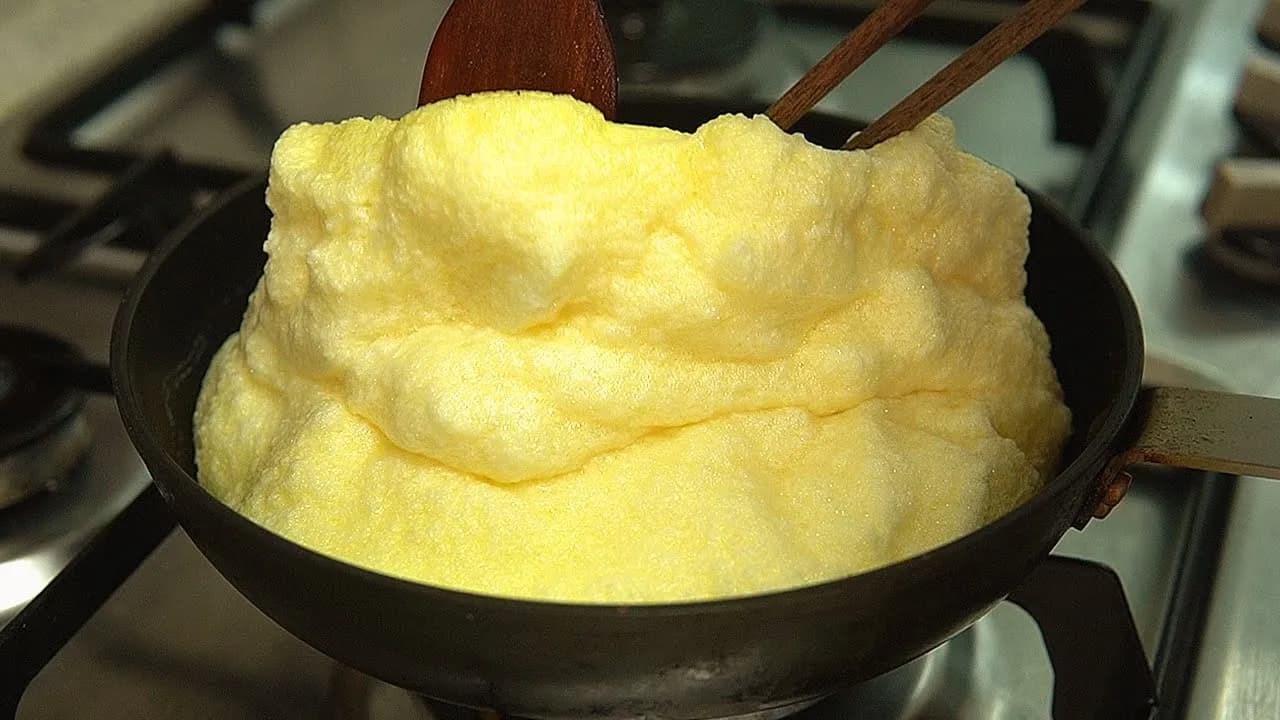 수플레 오믈렛과 달고나 커피 Thumbnail