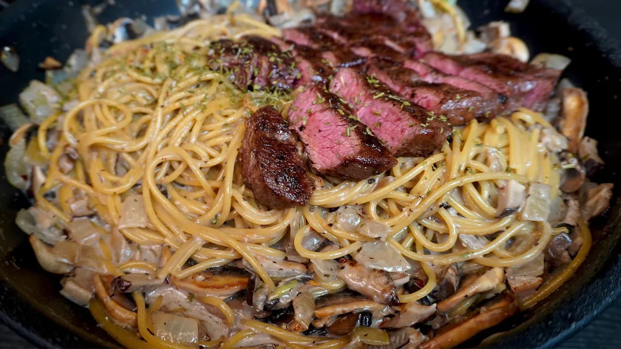 원팬 스테이크 크림 파스타 Thumbnail