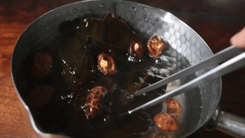 집에서 쯔유 만들기 메밀소바 쯔비면가능 Thumbnail