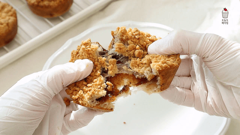 명절 선물로 추천해요! 진심 꿀맛!🍯 바삭 쫀득한 인절미 꿀 찹쌀파이 만들기 ( 명절 베이킹 ) Thumbnail