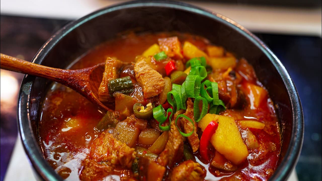 요즘 나오는 햇감자로 밥도둑 감자짜글이 만들어 보세요~💖 Thumbnail